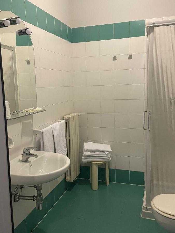 Hotel Arda Fiorenzuola Fiorenzuola d'Arda Luaran gambar