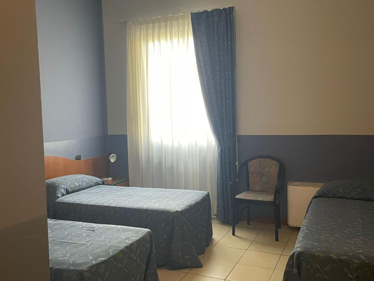 Hotel Arda Fiorenzuola Fiorenzuola d'Arda Luaran gambar