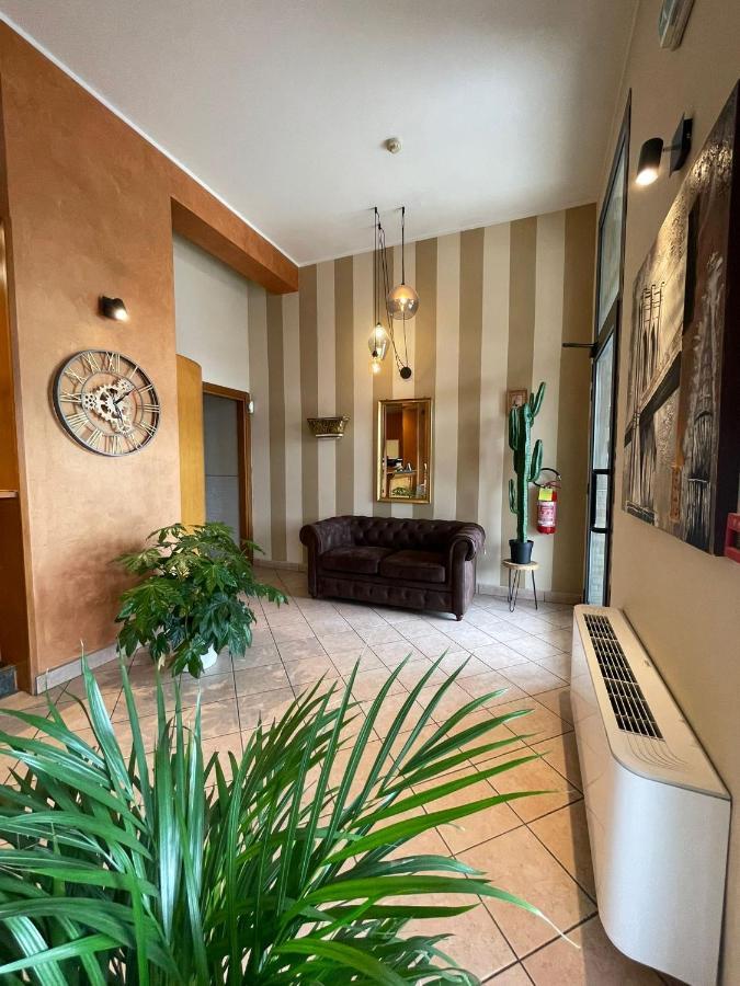 Hotel Arda Fiorenzuola Fiorenzuola d'Arda Luaran gambar