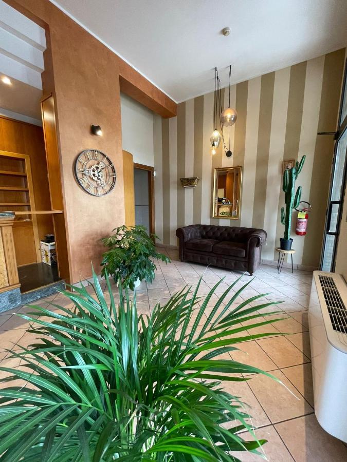 Hotel Arda Fiorenzuola Fiorenzuola d'Arda Luaran gambar