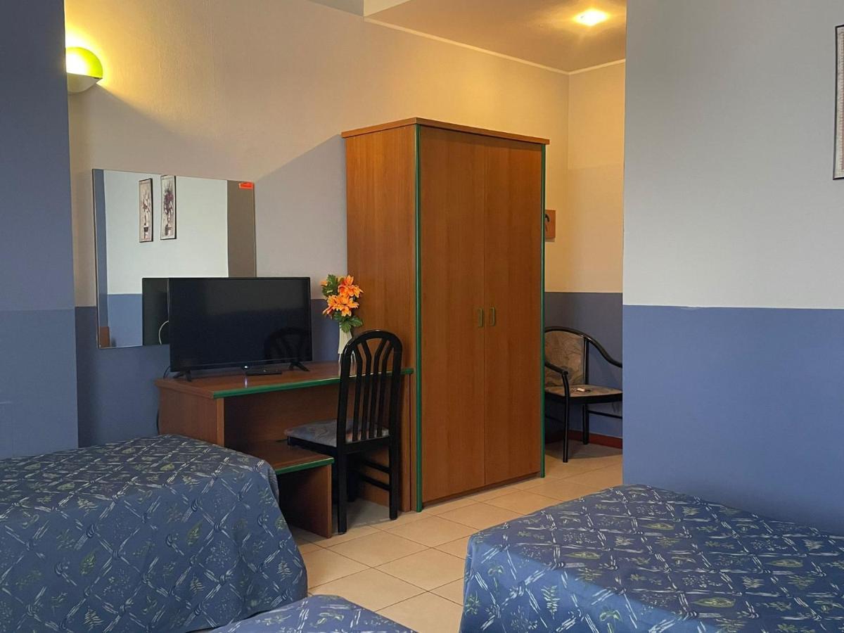 Hotel Arda Fiorenzuola Fiorenzuola d'Arda Luaran gambar